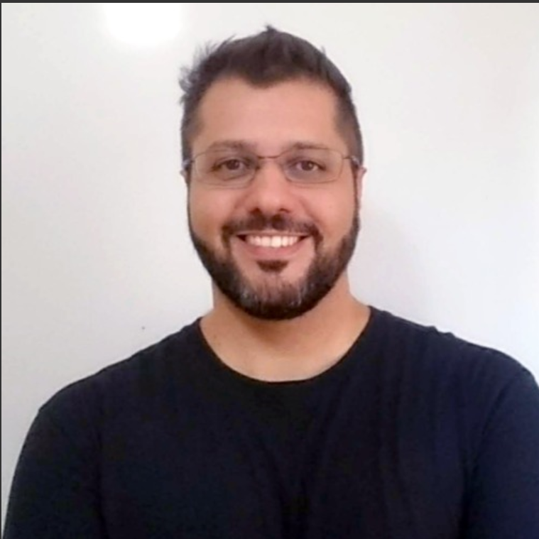 <a href="https://www.linkedin.com/in/gildocarpes/" target="_blank" title="Perfil do Gildo Linkedin">Gildo Carpes</a>